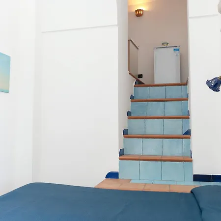 B&B Il Porticciolo Di Amalfi-3